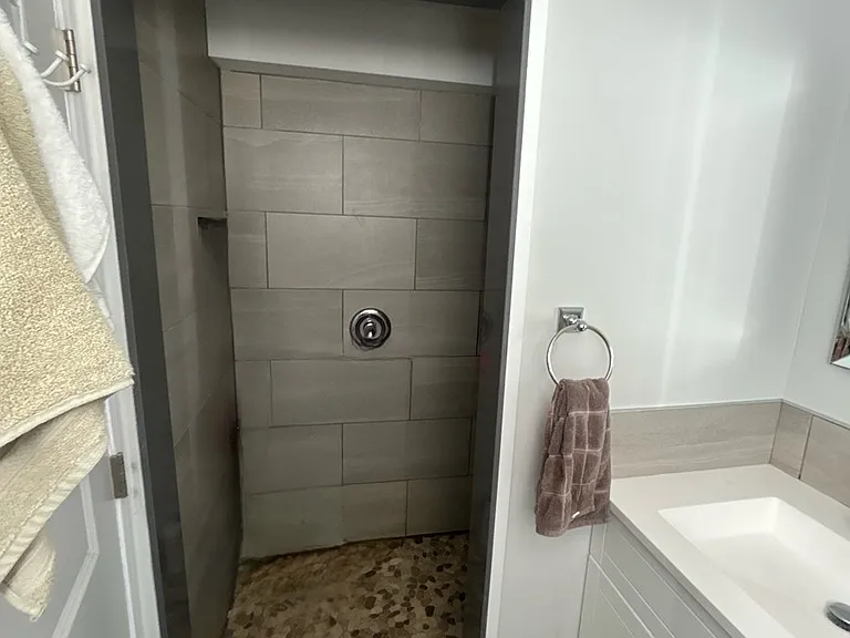34 McDonagh Cres #5 — Photo 9