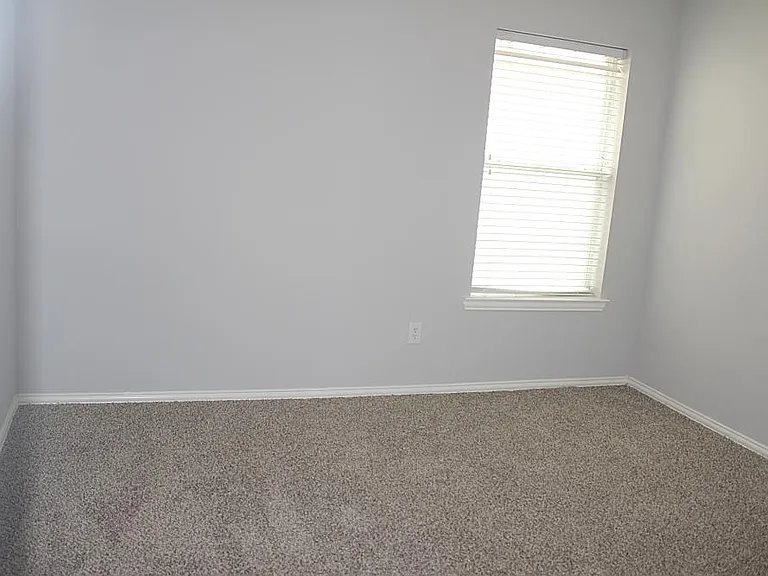 2616 Cascade Cove Dr — Photo 17