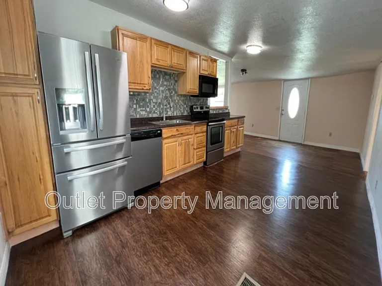 34 S Dean Rd — Photo 5