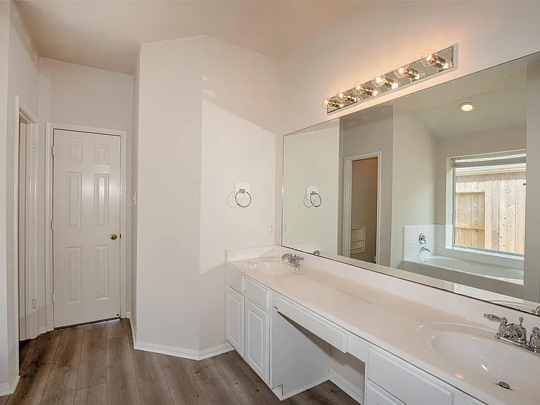 876 Schooner Cove Ln — Photo 21