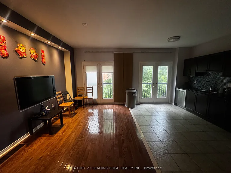 13 Prince William Dr #UPPER — Photo 7