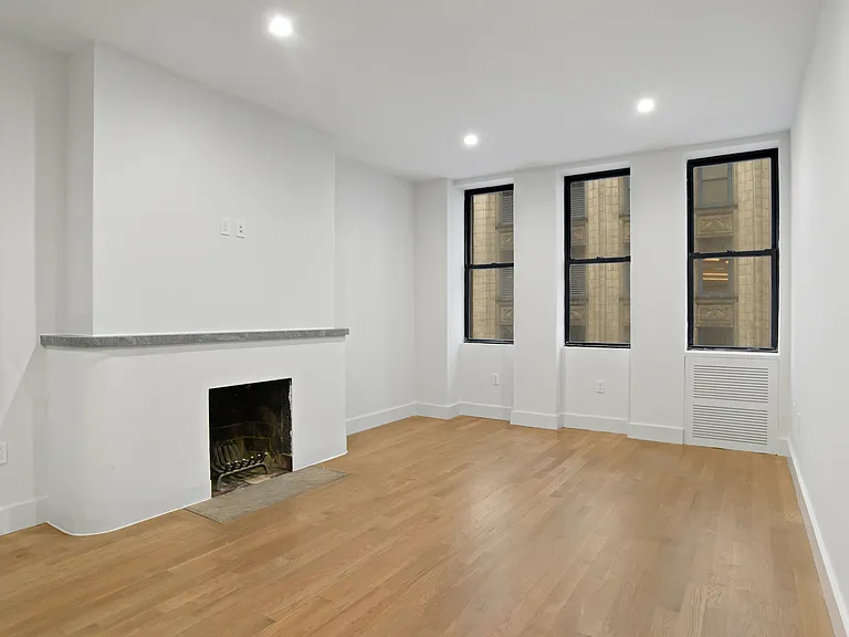 121 Madison Ave #11E — Photo 4