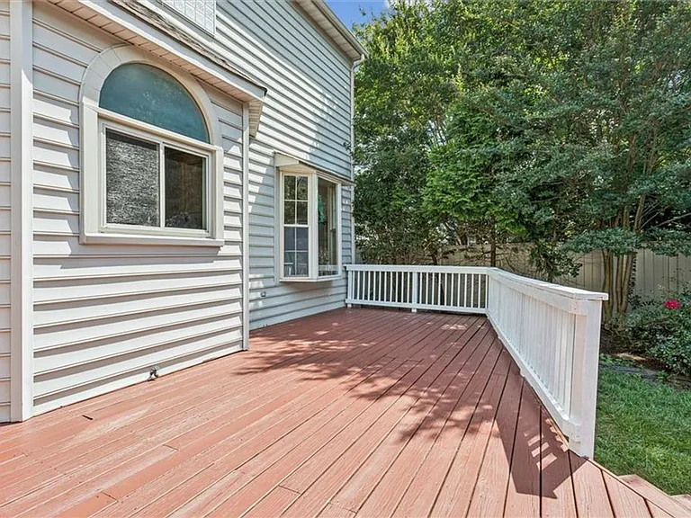 112 Jesse St — Photo 47
