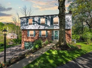 589 Clemson Dr, Pittsburgh, PA 15243