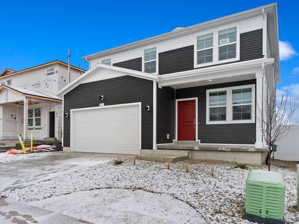 282 N Roundabout St, Saratoga Springs, UT 84045