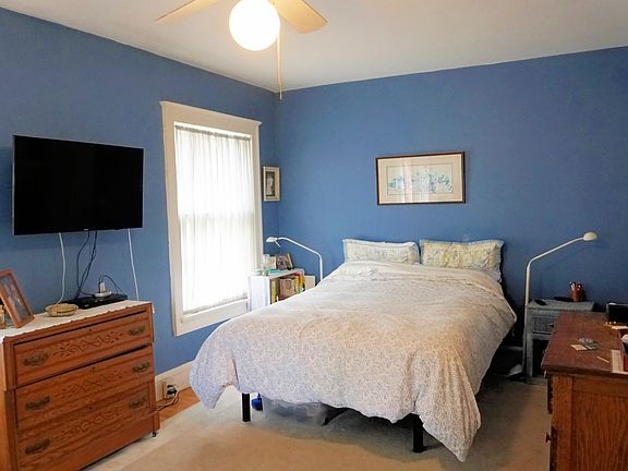 2nd image of 3337 Irving Ave S #1