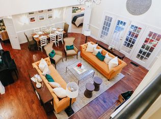 208 Old Hemlock Ct, White Sulphur Springs, WV 24986