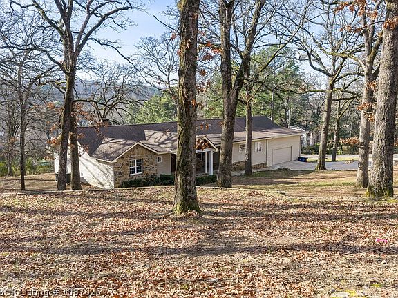 3rd image of 2802 Dallas St