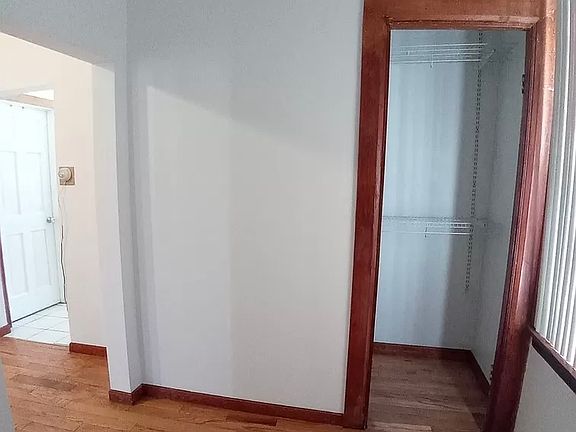 5th image of 2817 S Keeler Ave #2
