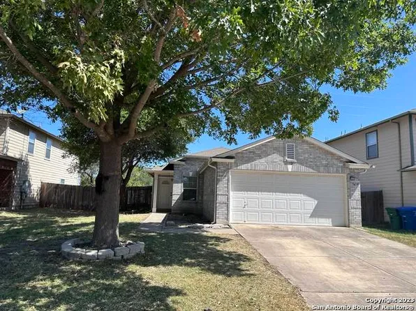 7419 Saddle Bend Dr, San Antonio, TX 78238