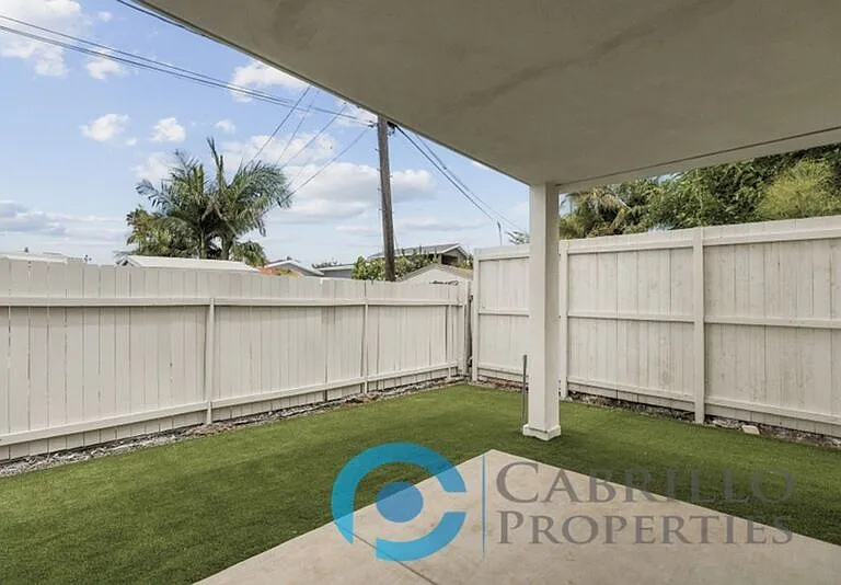 3520 Oak Glen Ln — Photo 2