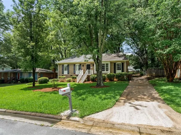 3006 Royalton Dr, Greensboro, NC 27406