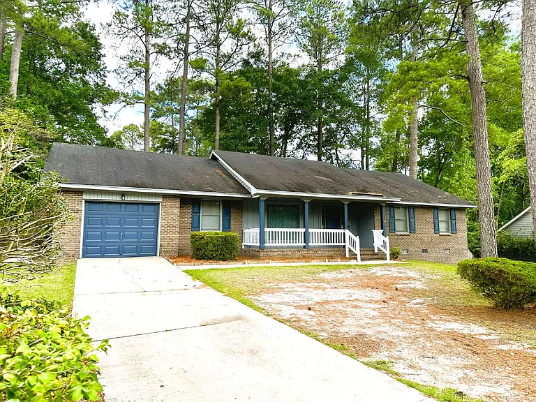 321 Bahama Loop — Photo 1