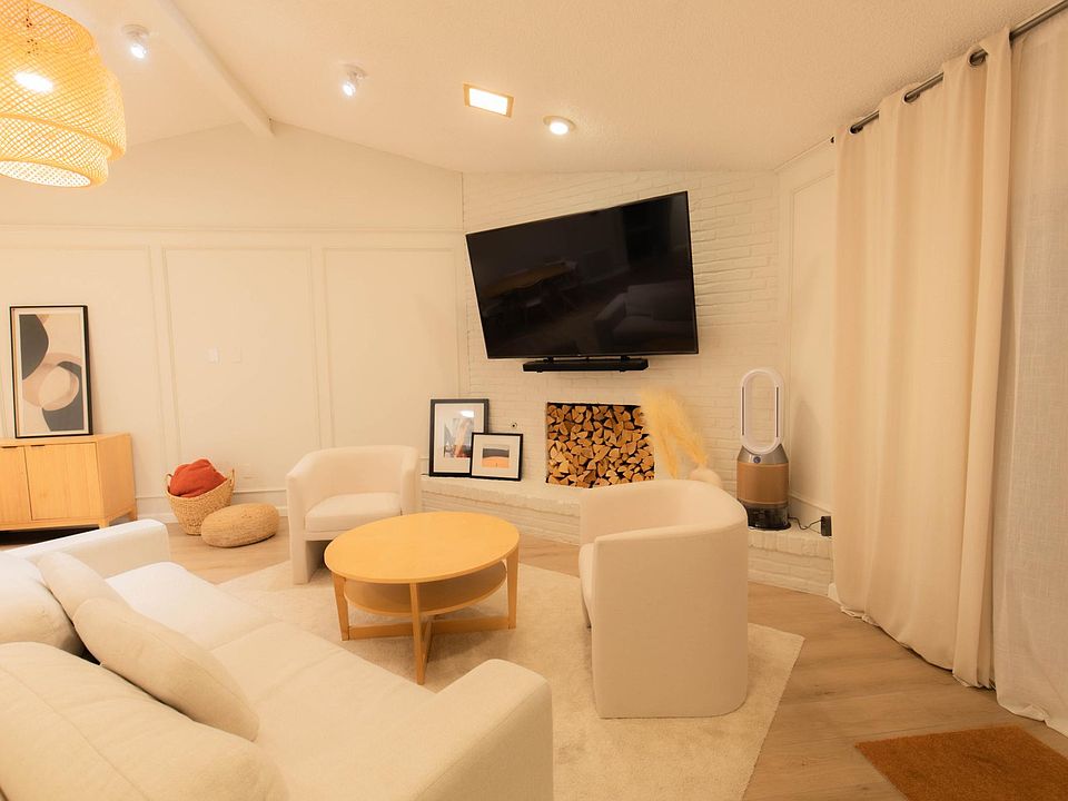 Living Area - 75 inches Smart TV