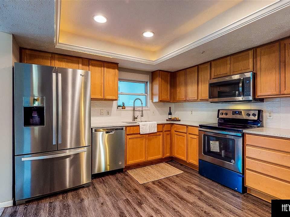 1st image of 6729 S 139th Avenue Cir