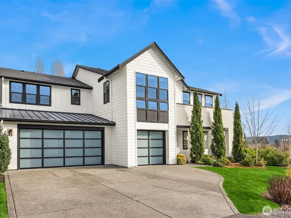 8711 NE Winslow Grove Court, Bainbridge Island, WA 98110