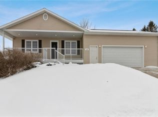 103 Phillip Pl, Indianola, IA 50125