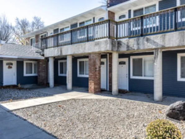 810 Sherman St, Danville, IL