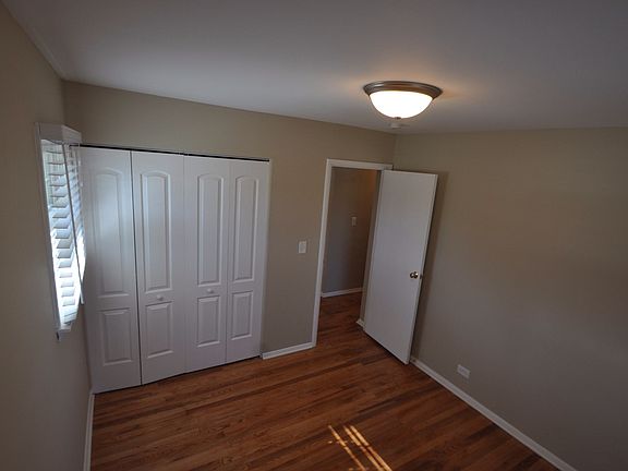 2nd image of 1105 W Maude Ave