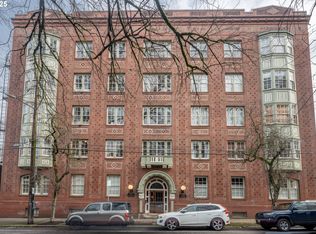 410 NW 18th Ave APT 403, Portland, OR 97209