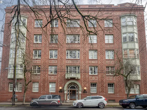410 NW 18th Ave APT 403, Portland, OR 97209