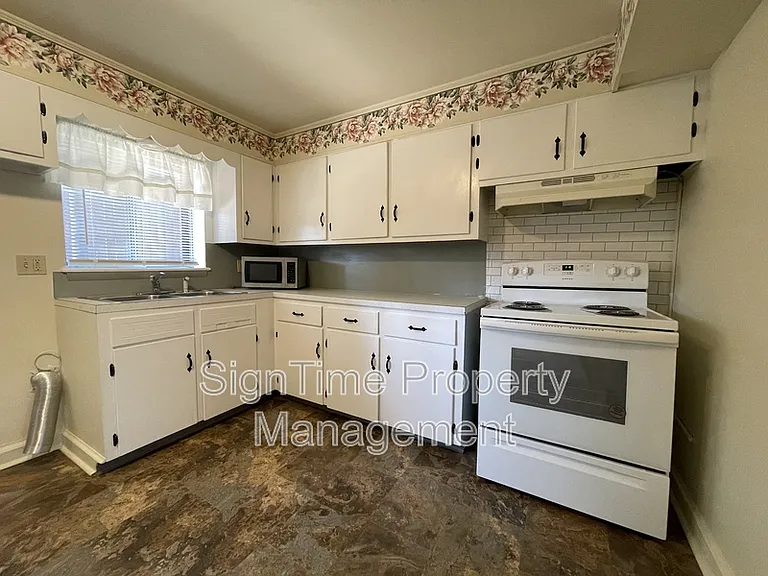310 Key Ave #B — Photo 6