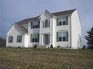 367 Raymond Rd, Plymouth, MA 02360