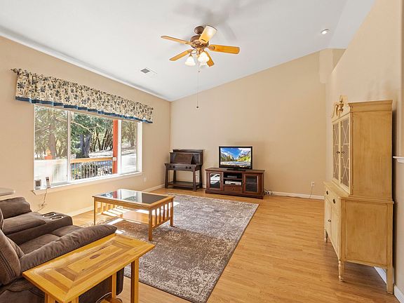 3rd image of 16740 Woodside Way