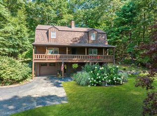 617 Chestnut Hill Rd, Millville, MA 01529