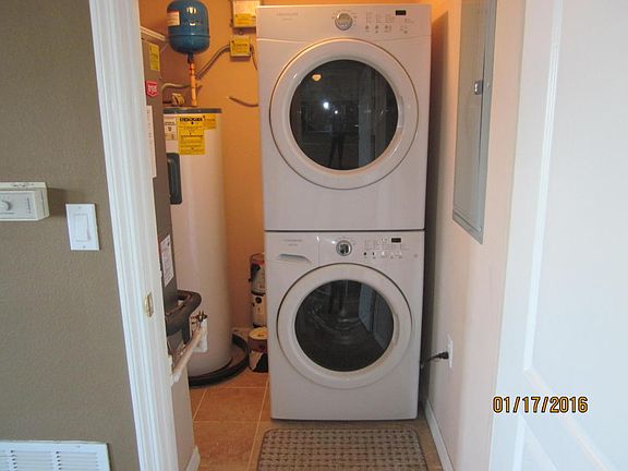 5th image of 711 N Halifax Ave APT 204