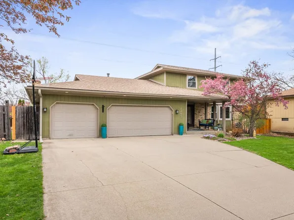 1295 Vildmark Dr, Eagan, MN 55123