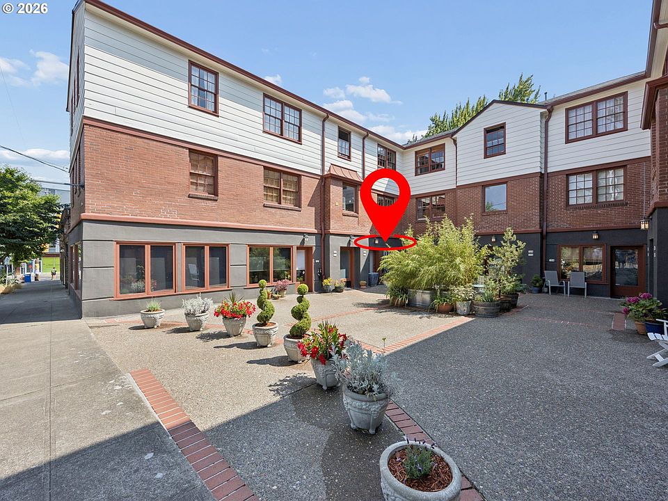 1st image of 5400 NE 30th Ave Suite 102