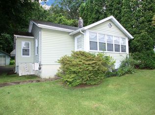 131 River Rd, Shelton, CT 06484