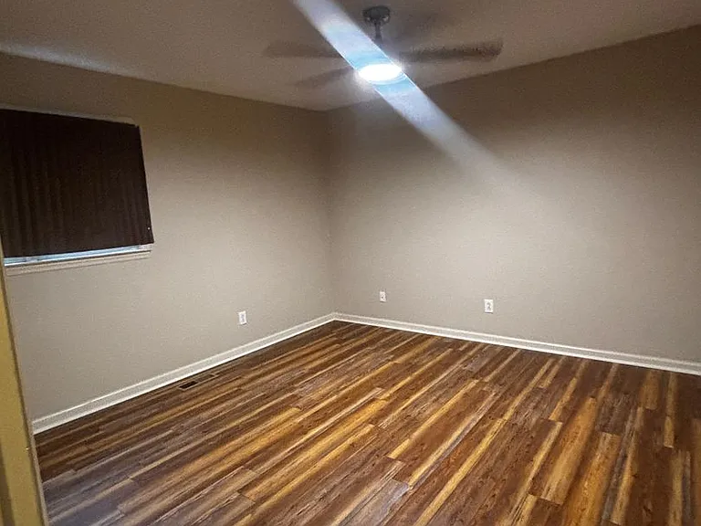 4324 Vista Dr — Photo 10