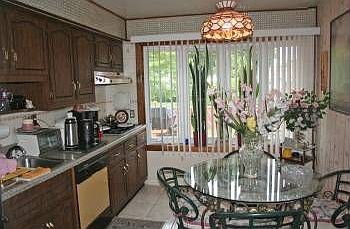 4th image of 347 Henley Ave