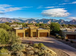 833 W Moore Rd, Oro Valley, AZ 85755
