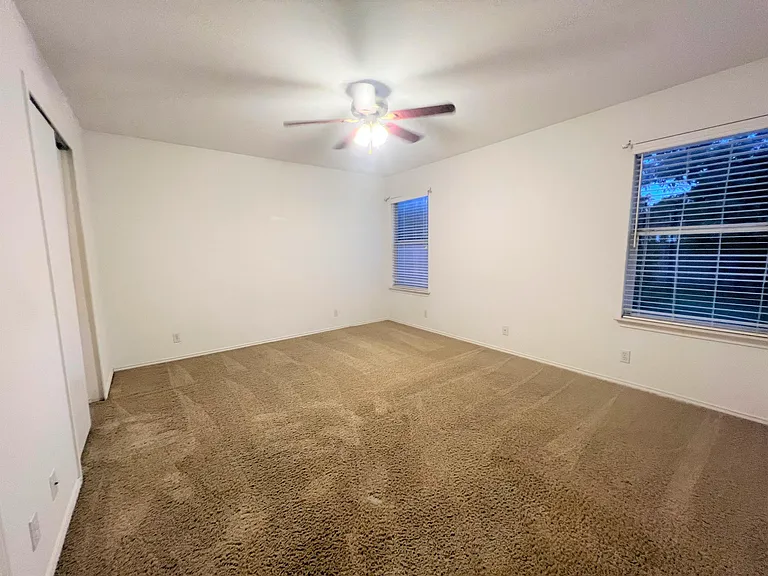 6901 Broad Brook Dr — Photo 7