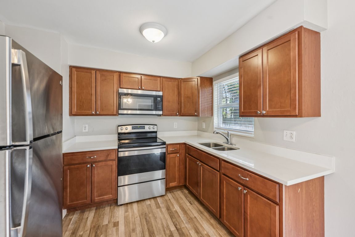 next background image