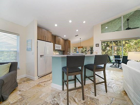 5th image of 17806 Hibiscus Cove Ct