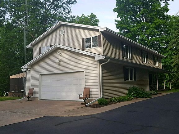 4th image of N2712 Wildwood Ln