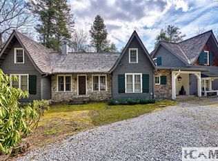 63 Avon Road, Glenville, NC 28736