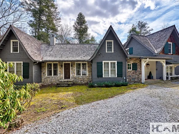 63 Avon Road, Glenville, NC 28736