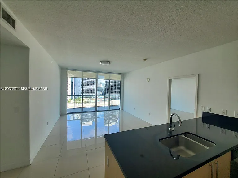 1111 SW 1st Ave #2323 — Photo 2