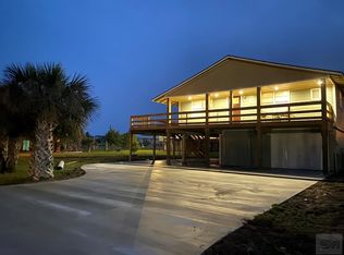975 Surfview, Crystal Beach, TX 77650