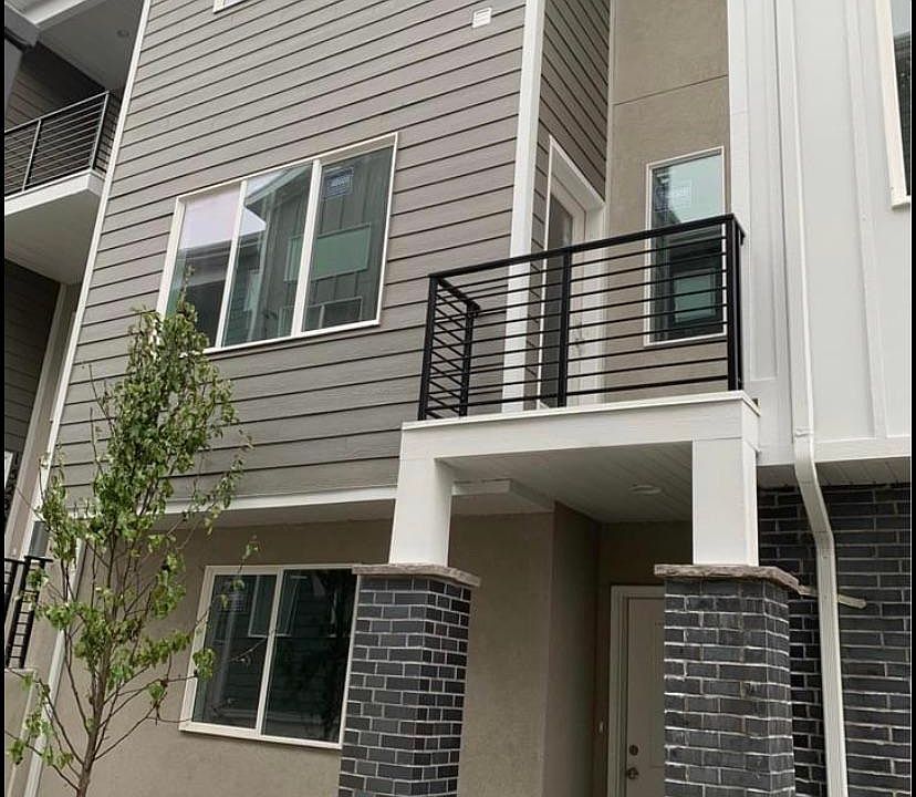 1st image of 15230 S Wild Horse Way