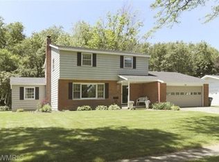 914 Ellendale St, Kalamazoo, MI 49006