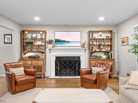 4th image of 1361 Eriewood Dr