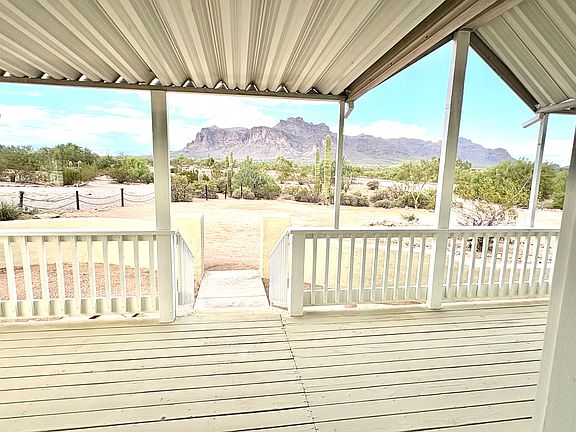 3rd image of 144 N Goldfield Rd