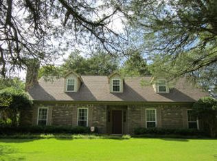 711 Old West Point Rd, Starkville, MS 39759