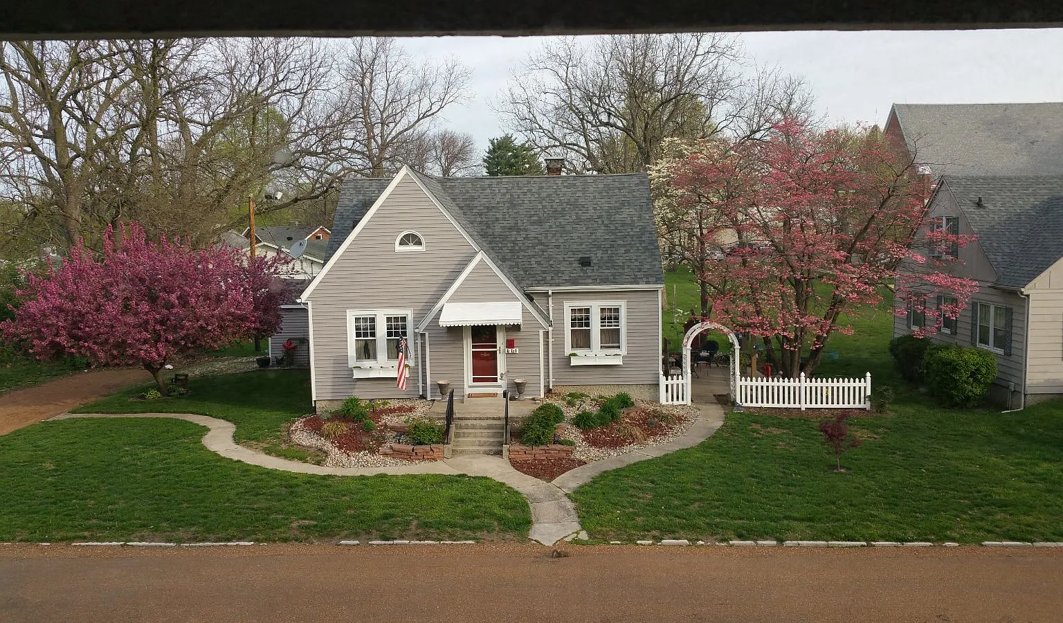 3 bed, 1443 sqft, $1,500 — Photo 1